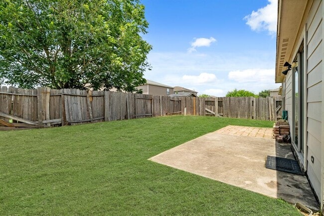 Building Photo - 2619 Chisolm Creek Ct