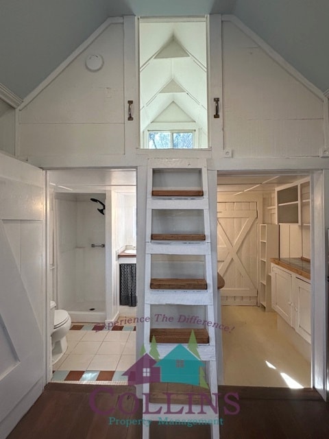 Building Photo - 318 Nile St