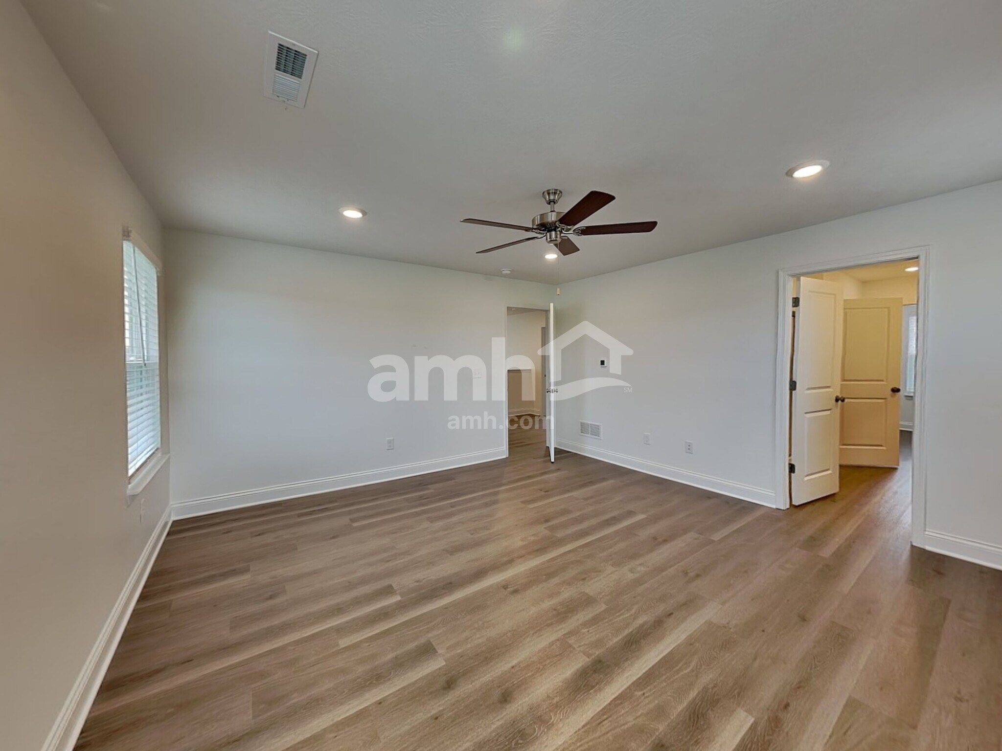 Building Photo - 318 Pine Hill Court
