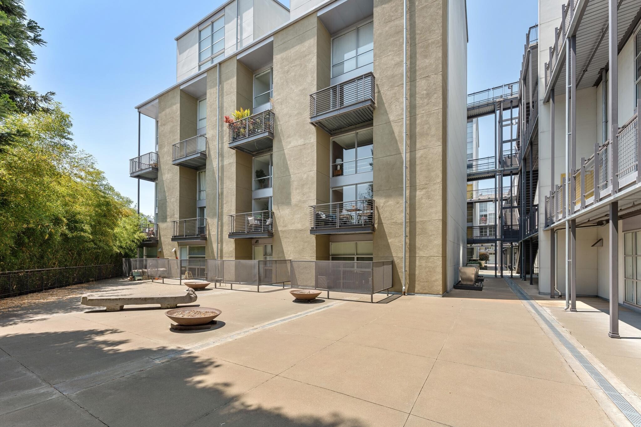 Building Photo - 1007 41st St