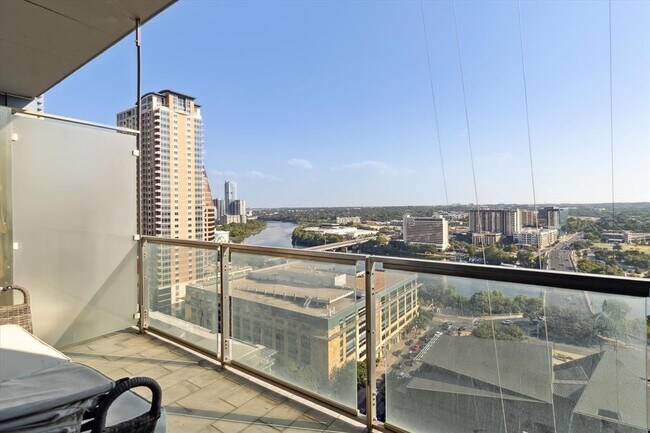 Building Photo - 210 Lavaca St