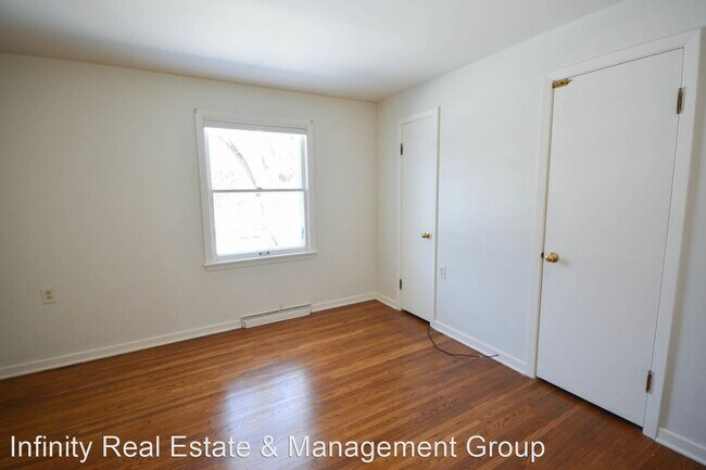 Building Photo - 3 br, 3 bath House - 1010 6th St SW