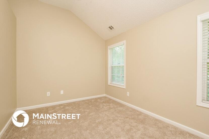 Building Photo - 4980 Wolfcreek View