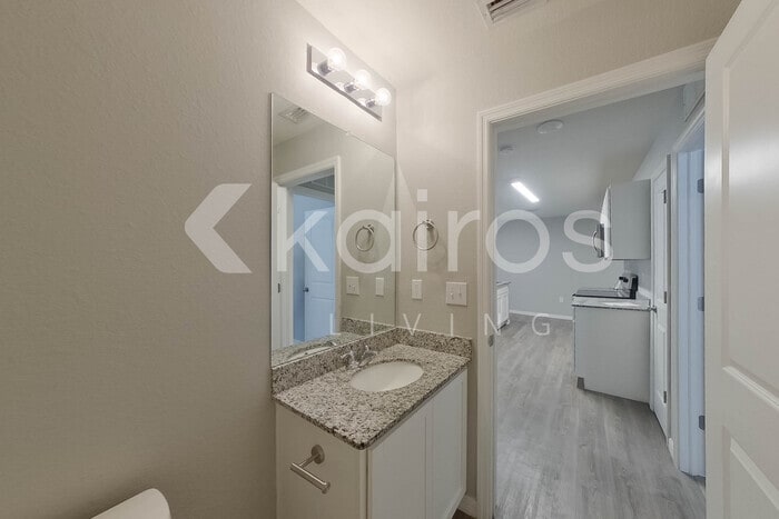 Building Photo - 9135 Aegean Cir