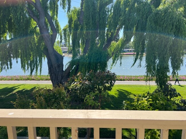 Building Photo - 210 Beach Park Blvd