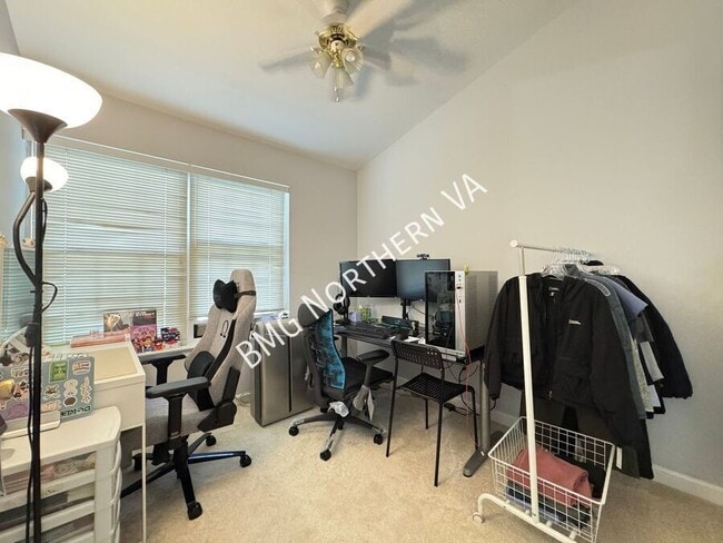 Building Photo - 6118 Rocky Way Ct