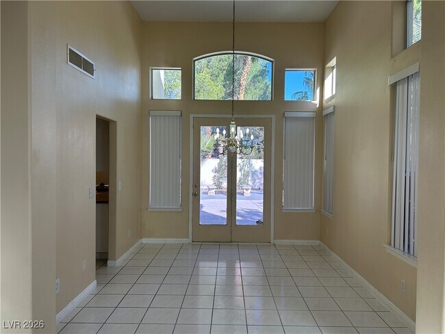 Building Photo - 2920 Sunstone St