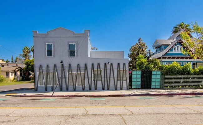 Building Photo - East 1st Street