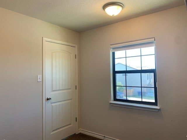 Building Photo - 1302 Garden Dusk