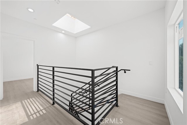 Building Photo - 644 N Boyle Ave