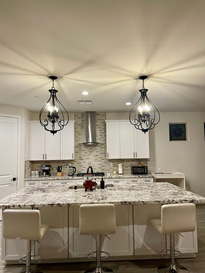 Building Photo - 10006 Blountsville Dr