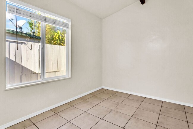 Building Photo - Clairemont Mesa Blvd 4414-4416 Duplex