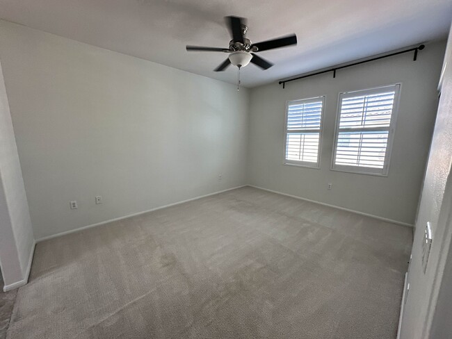 Building Photo - COMING SOON! Heather Ridge 2 Bedroom Townh...