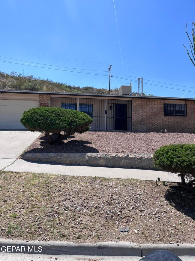 Primary Photo - 8705 Galena Dr