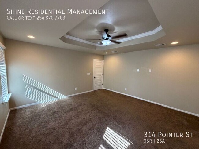 Building Photo - 314 Pointer St