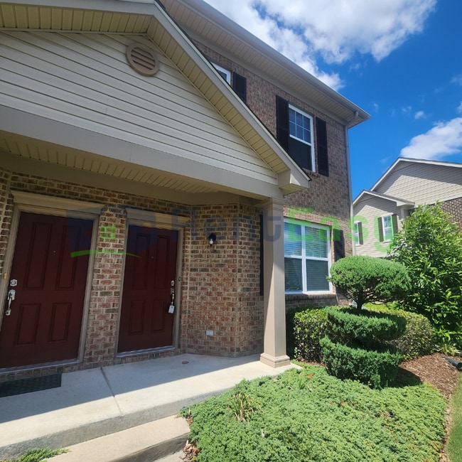 Building Photo - 402 Oakstone Trail