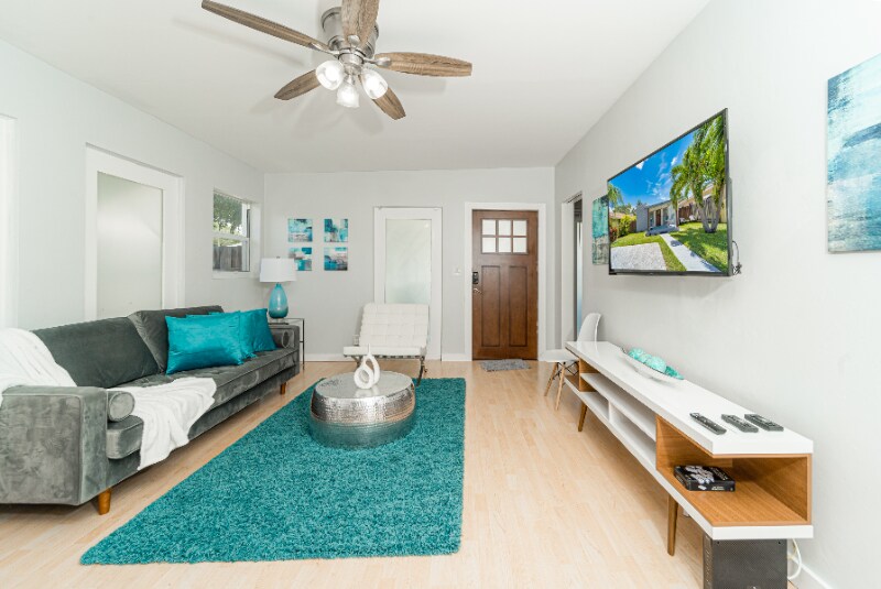 Building Photo - 1650 Jackson St