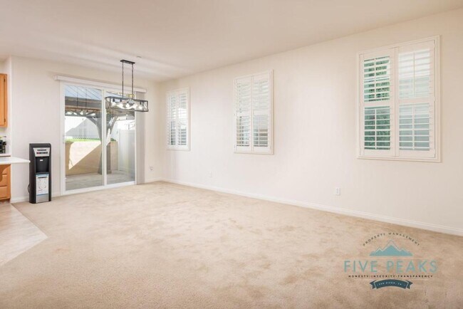 Building Photo - 1515 Franceschi Dr