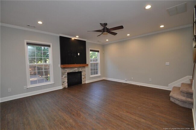 Building Photo - 124 Shadow Mountain Ln