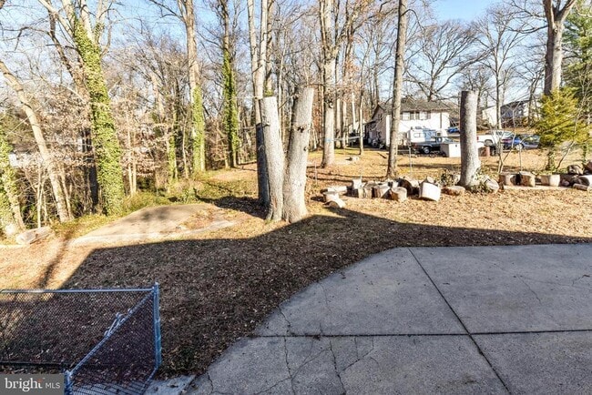 Building Photo - 722 Glenside Dr