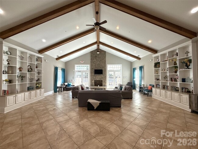 Building Photo - 13931 Thompson Rd