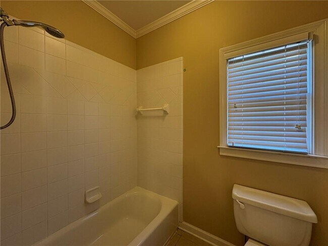 Building Photo - 5930 Abbotts Run Tr