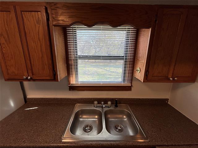 Building Photo - 430 Carver St