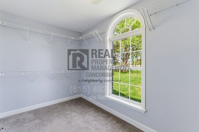 Building Photo - 1934 Mural Ln