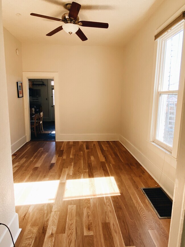 Building Photo - 3546 Lipan St