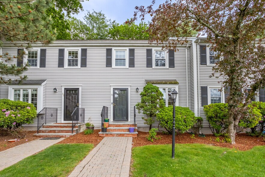 Building Photo - 35 Casey Cir