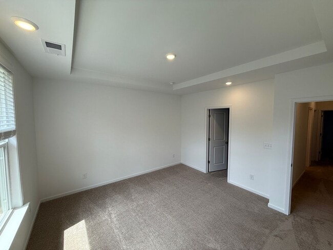 Building Photo - Brand New 3-Story home in the heart of Nor...