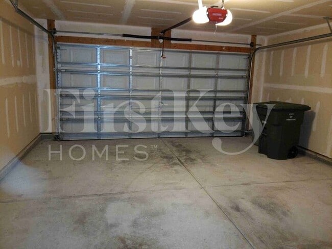 Building Photo - 1108 Deerberry Rd