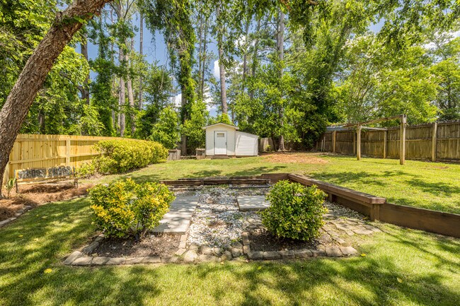 Building Photo - 162 Moss Creek Dr