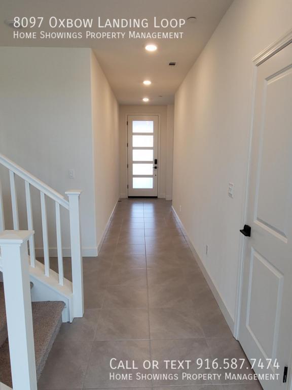 Building Photo - 8097 Oxbow Lndg Lp