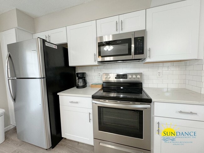 Building Photo - Beautiful 3 Bedroom Home in Fort Walton Be...