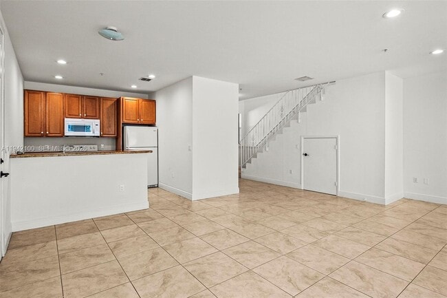 Building Photo - 1730 Thomas St