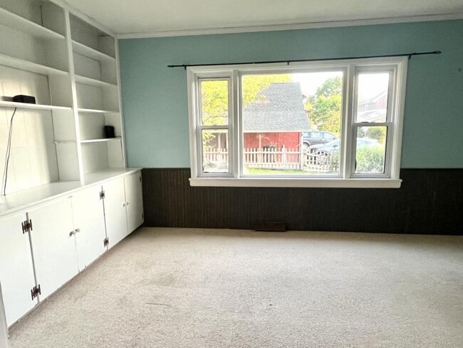 Building Photo - 1106 Country Club Rd