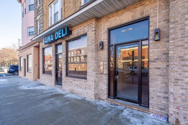 Building Photo - 586-588-588 Avenue C