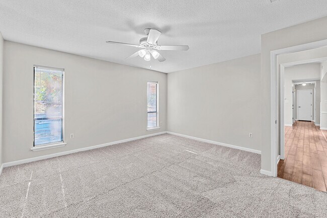 Building Photo - 2908 Cable Way