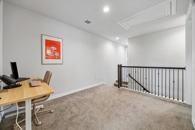 Building Photo - 1514 Canter Bayou Way