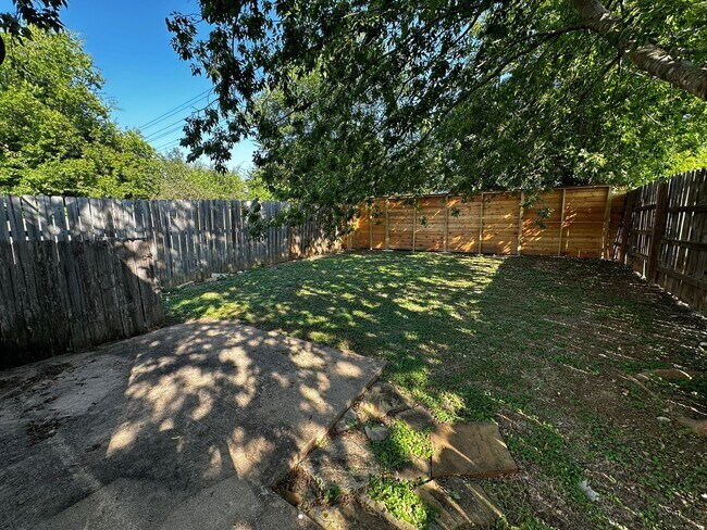 Building Photo - D.Schrager Properties2 (523 Cutty Trl)