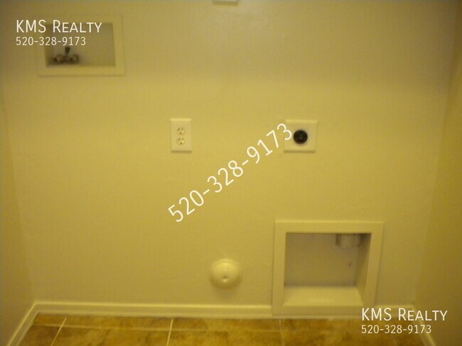 Building Photo - 10569 E Forest Falls Ct