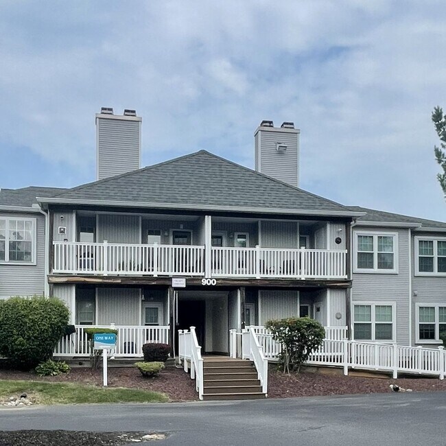 Primary Photo - Condo in Waters Edge
