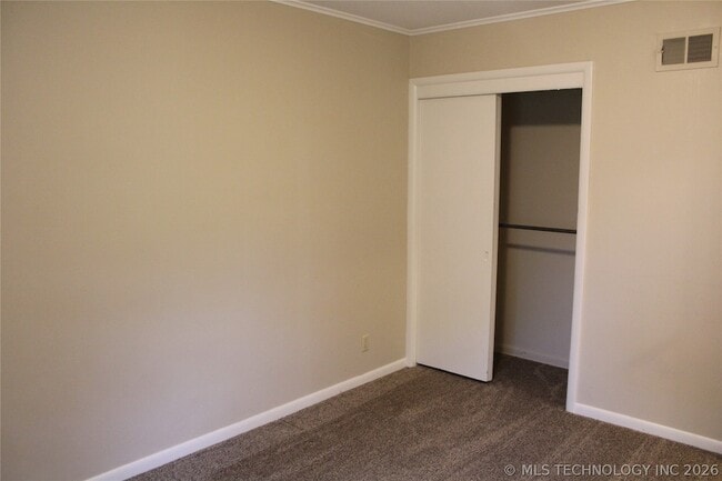 Building Photo - 1126 N Oklahoma Ave