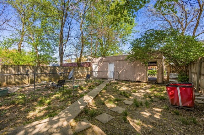 Building Photo - 72 Euclid Ave