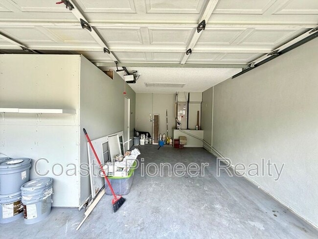 Building Photo - 11222 Clayridge Dr