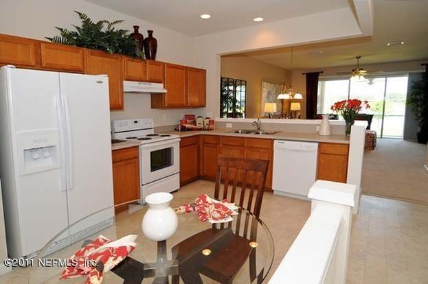 Building Photo - 6867 Roundleaf Dr