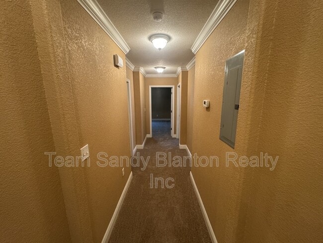 Building Photo - 7071 Lake Joanne Dr