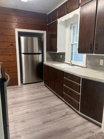 Building Photo - 1819 W Horne Ave