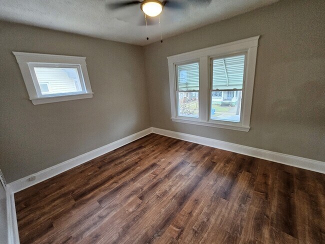 Building Photo - 4213 Spokane Ave